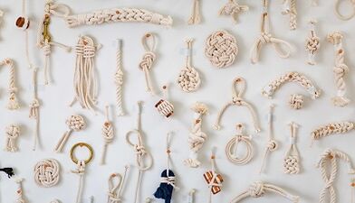 كيف تصنع تعويذة لحسن الحظ بيديك